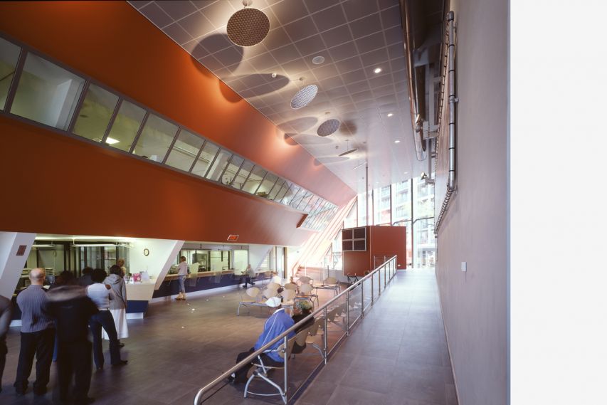 Bekkering Adams Architecten - Maashaven - Feijenoord town hall - publiekshal